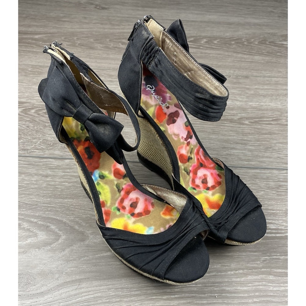Qupid Women's Ankle Strap Espadrille Wedge Sandals Black‎ Size 9